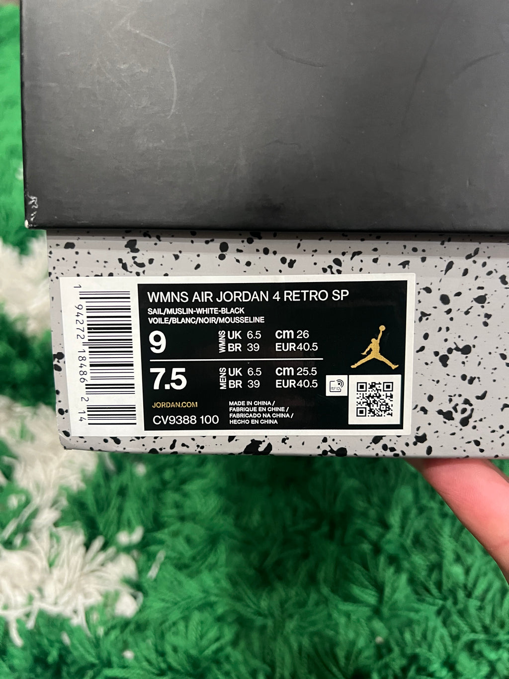 Jordan 4 Off-White Sail (Women's) (Preowned 7.5M/9W)