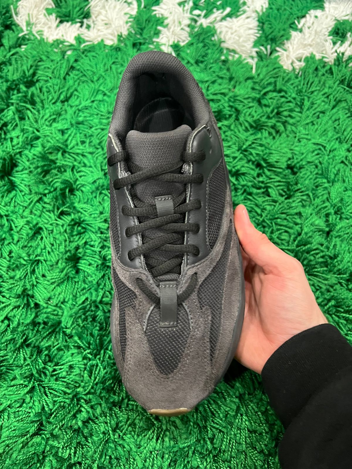 Adidas Yeezy 700 Utility Black (Preowned 9M)