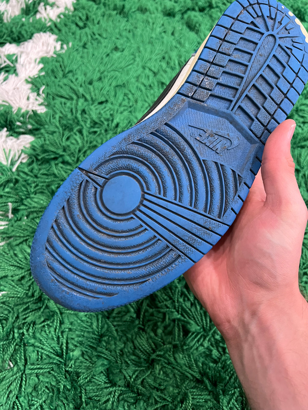 Jordan 1 Low Fragment x Travis Scott (Pre-Owned Size 9M)