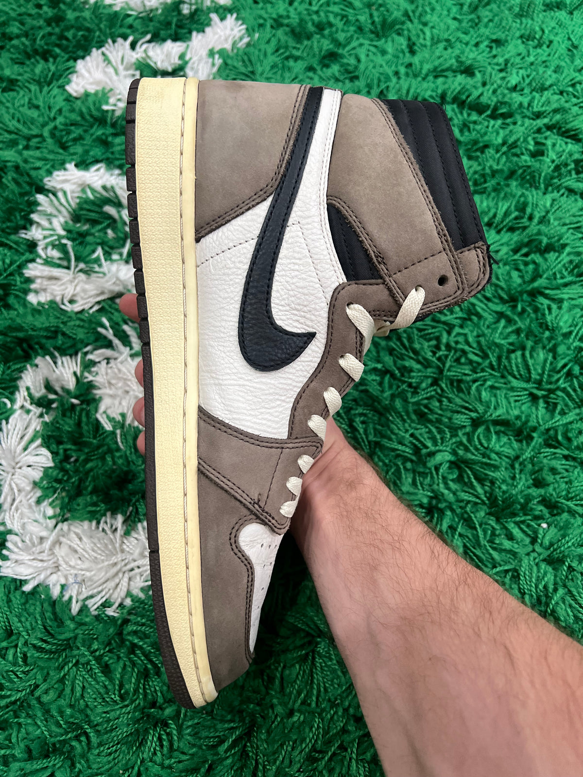 Jordan 1 High Travis Scott Mocha (Preowned 12M)