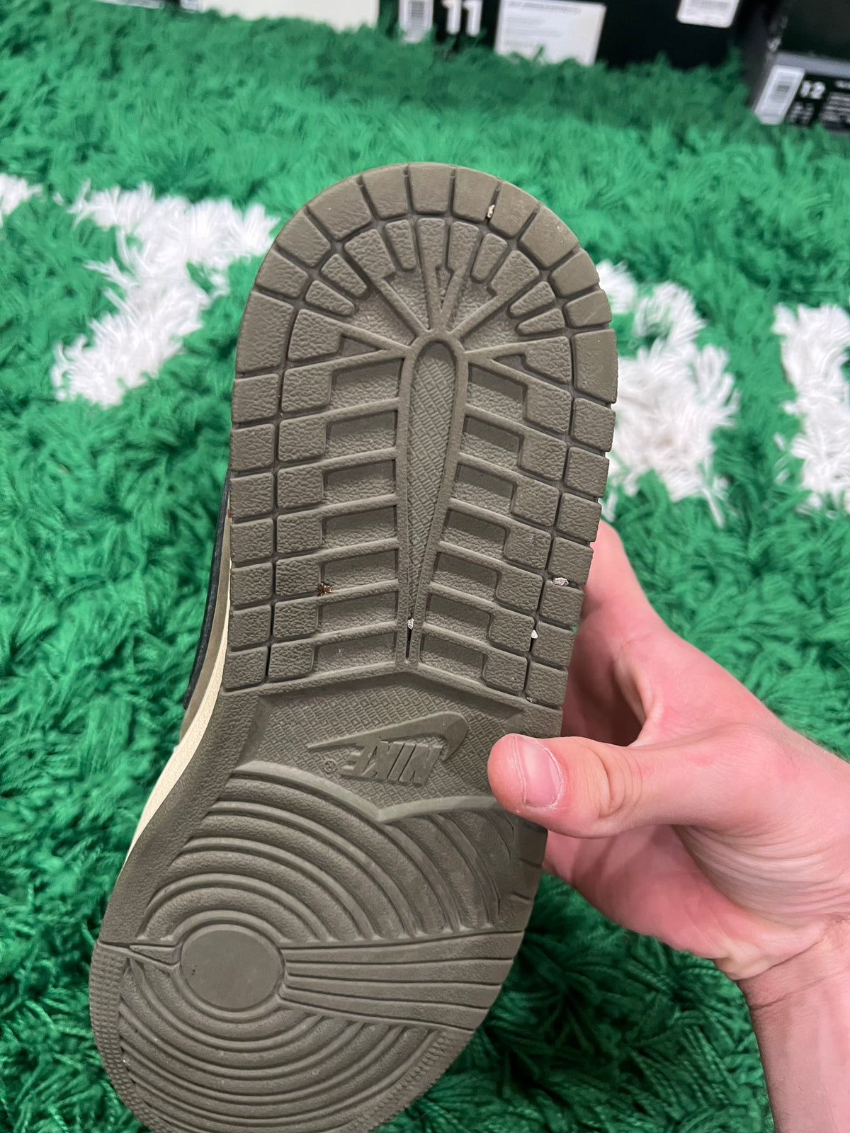 Jordan 1 Low Travis Scott Medium Olive (Pre-Owned 8.5M)