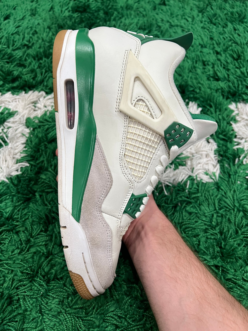 Jordan 4 SB Pine Green (Preowned 8.5M)