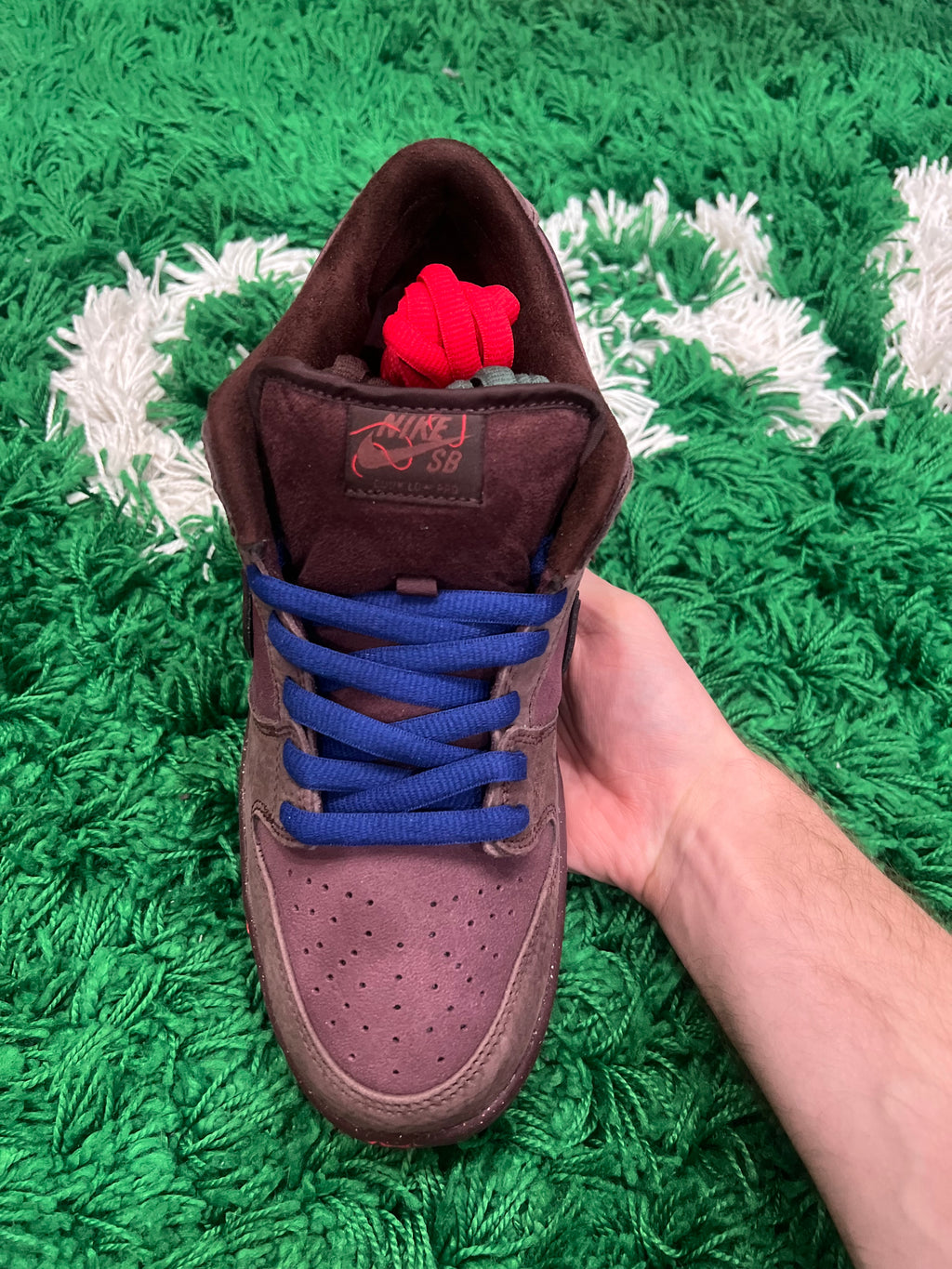 Nike SB Dunk Low City of Love Burgundy Crush (Preowned 11M)