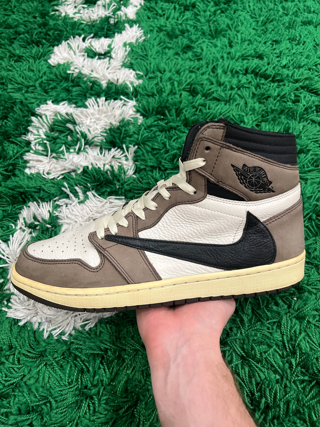 Jordan 1 High Travis Scott Mocha (Preowned 12M)