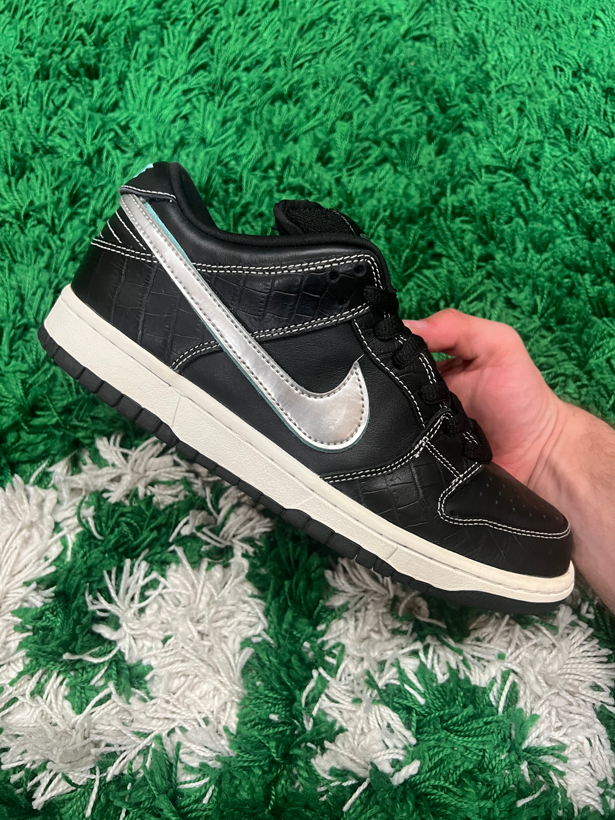 Nike SB Dunk Low Diamond Supply Co. Black Diamond (Pre-Owned 8.5M)