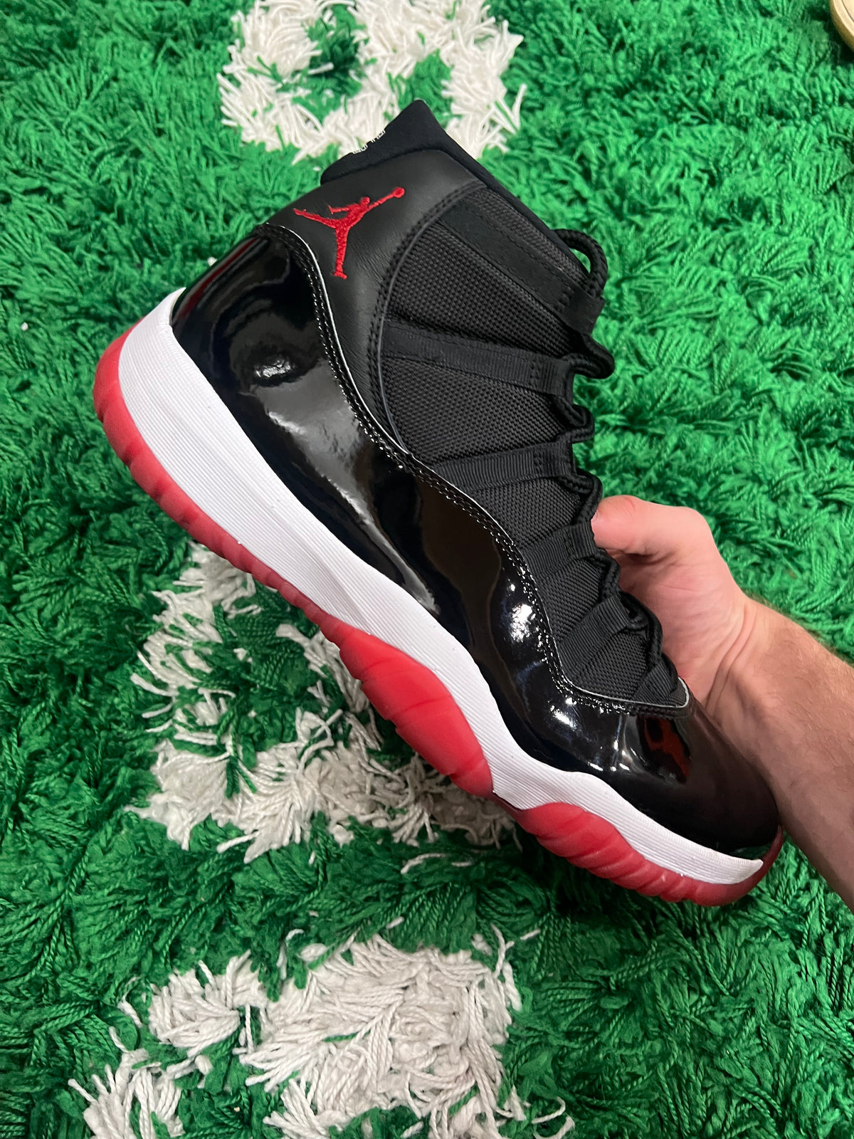 Jordan 11 Playoffs Bred (2019) (Pre-Owned 12M)