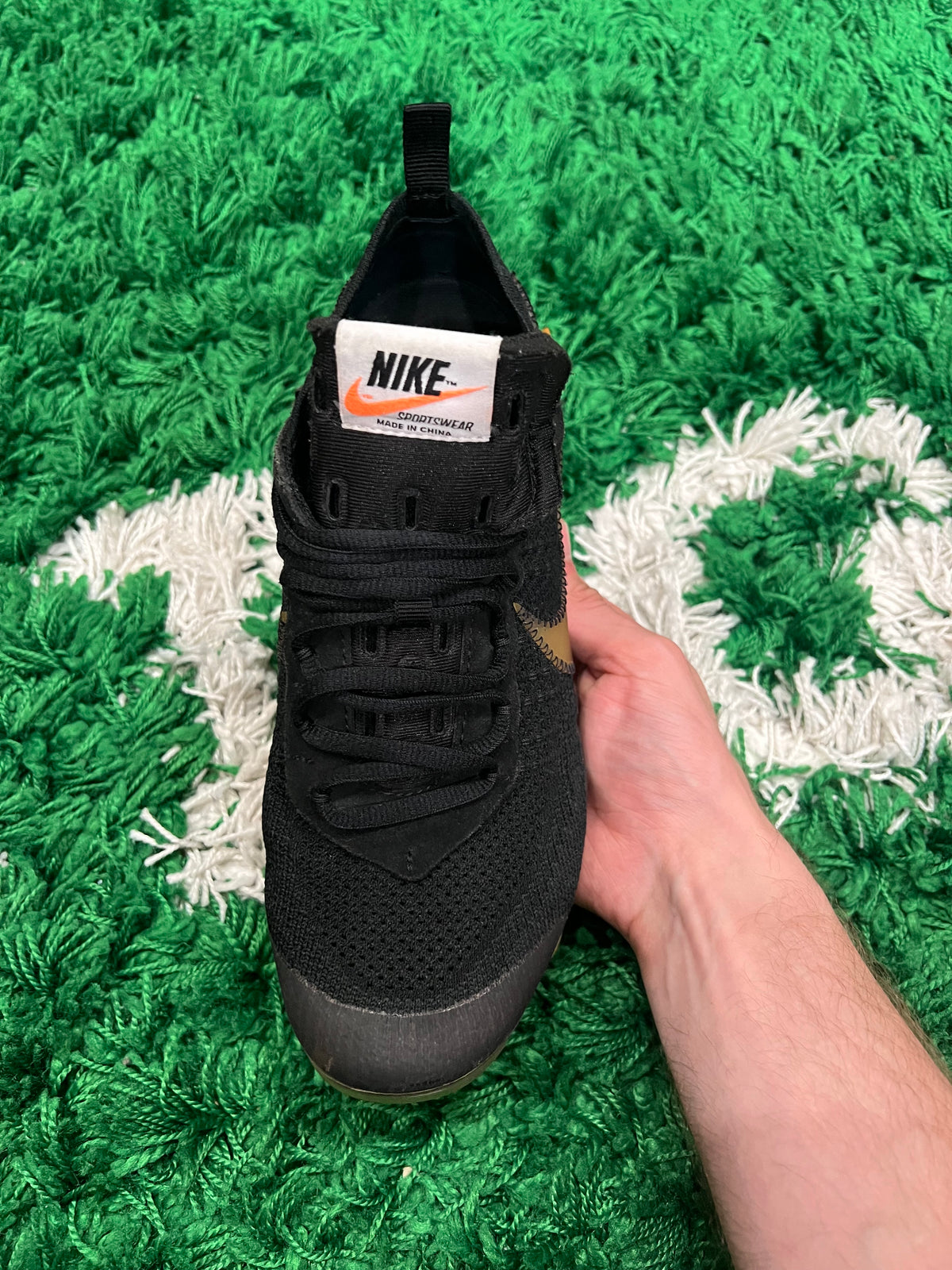 Nike Air VaporMax Off-White Black (2018) (Preowned 9M)