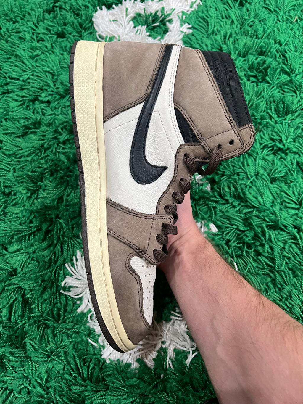Jordan 1 High Travis Scott Mocha (Preowned 11M)