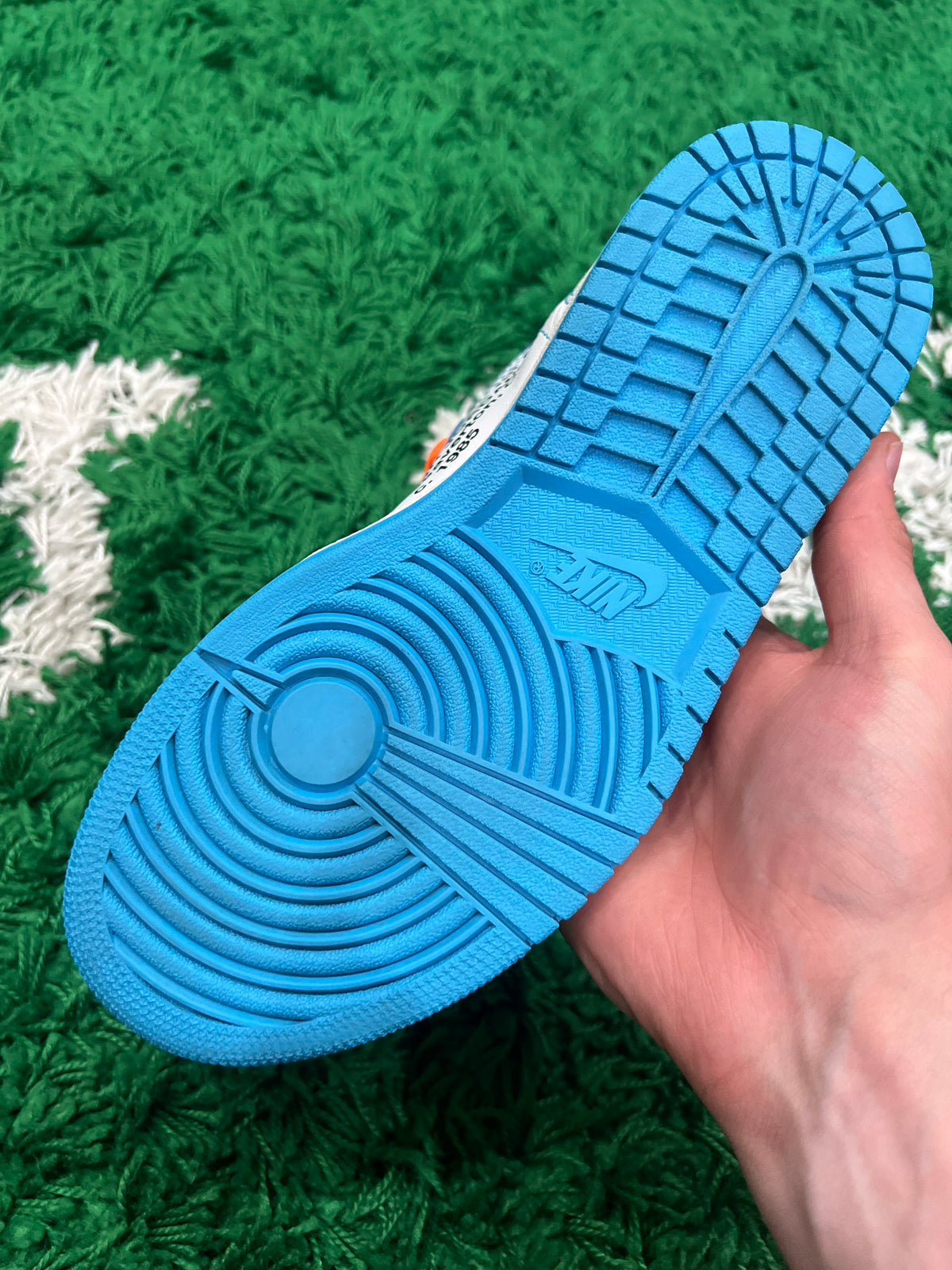 Jordan 1 High Off-White University Blue (Preowned 6M)
