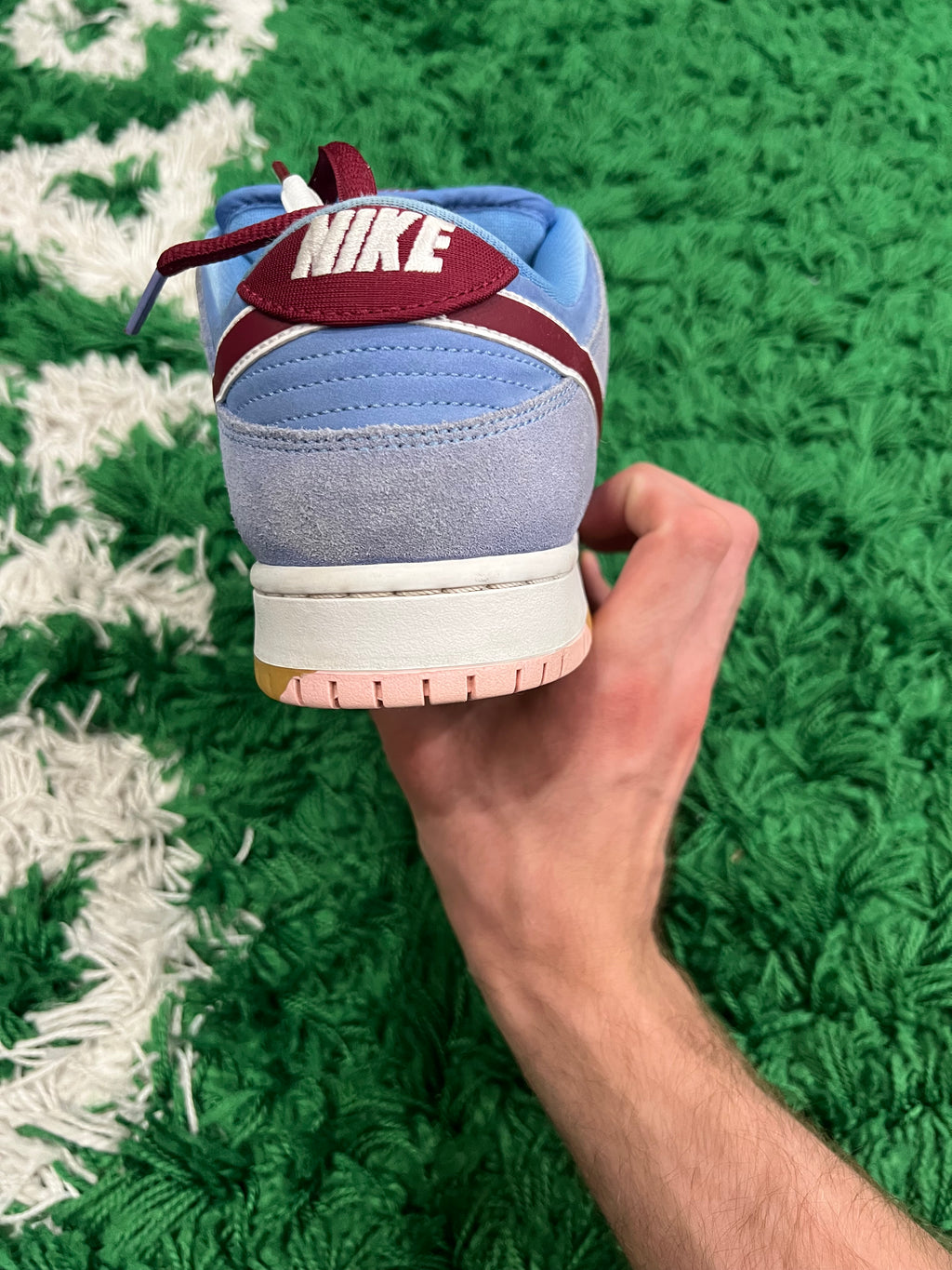 Nike SB Dunk Low Philadelphia Phillies (Preowned 8.5M)
