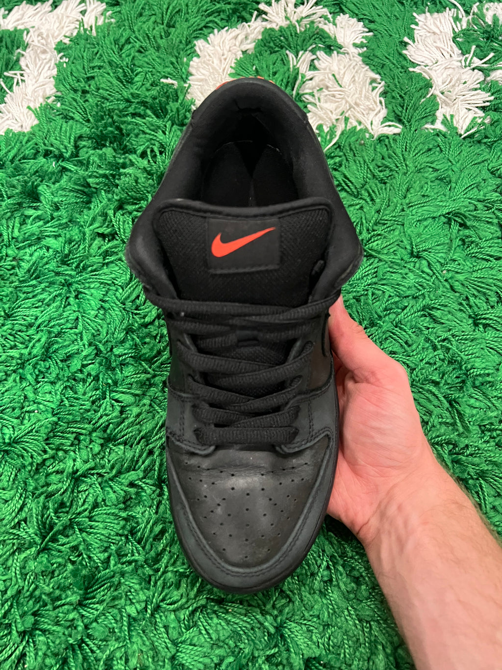 Nike SB Dunk Low Black Pigeon (Preowned 7.5M)