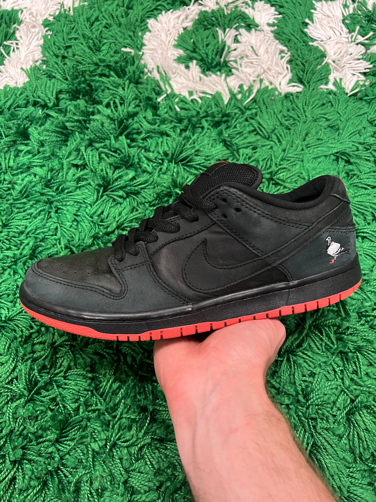 Nike SB Dunk Low Black Pigeon (Preowned 7.5M)