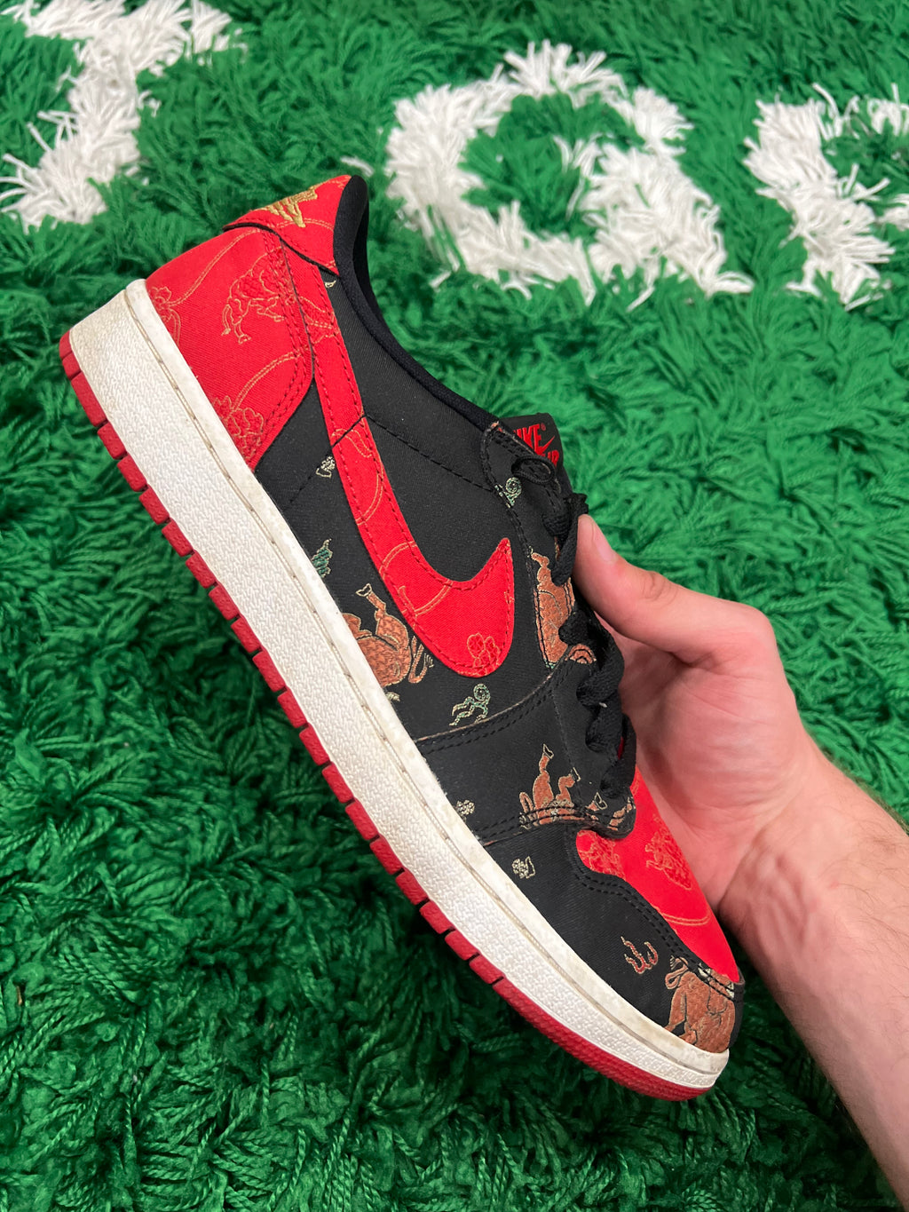 Jordan 1 Low Chinese New Year (Preowned 9.5M)