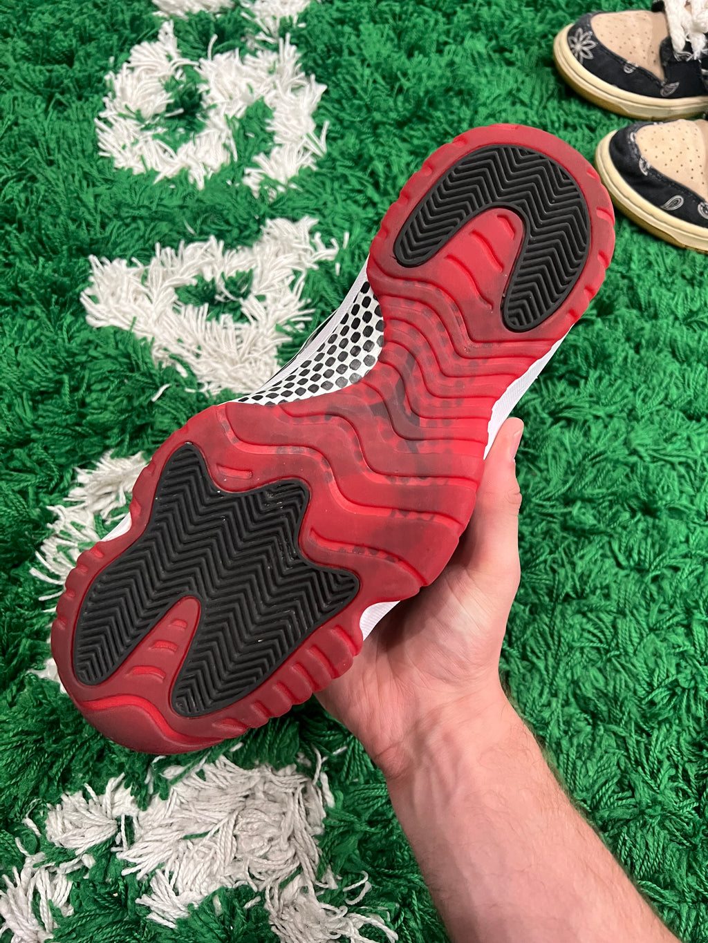 Jordan 11 Playoffs Bred (2019) (Pre-Owned 12M)