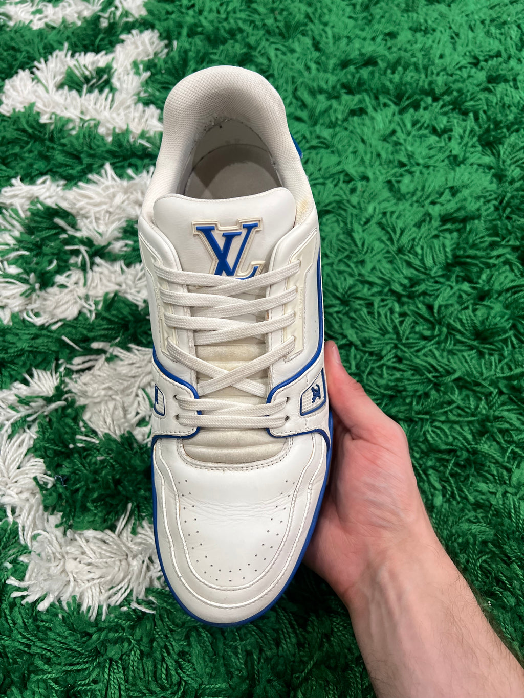 Louis Vuitton Trainer White Blue Signature (Preowned 9M)