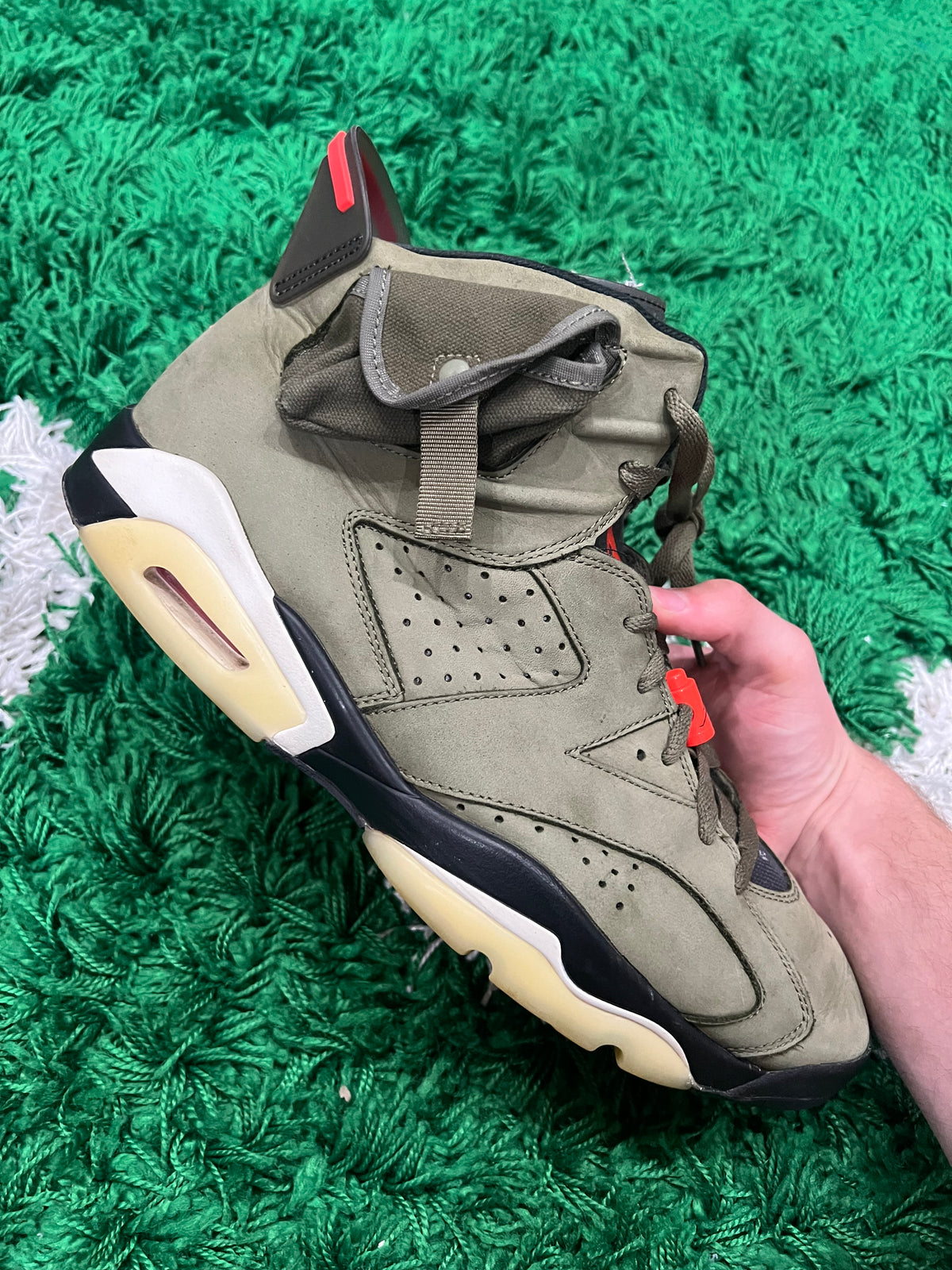Jordan 6 Travis Scott (Preowned 13M)