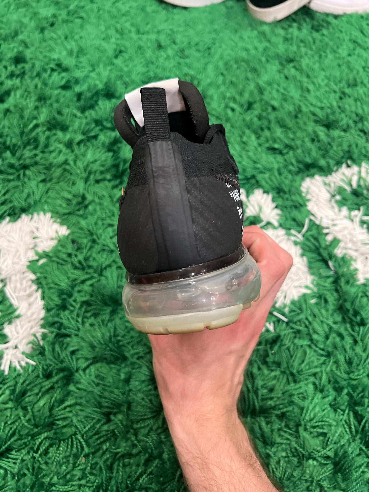 Nike Air VaporMax Off-White Black (2018) (Preowned 9.5M)