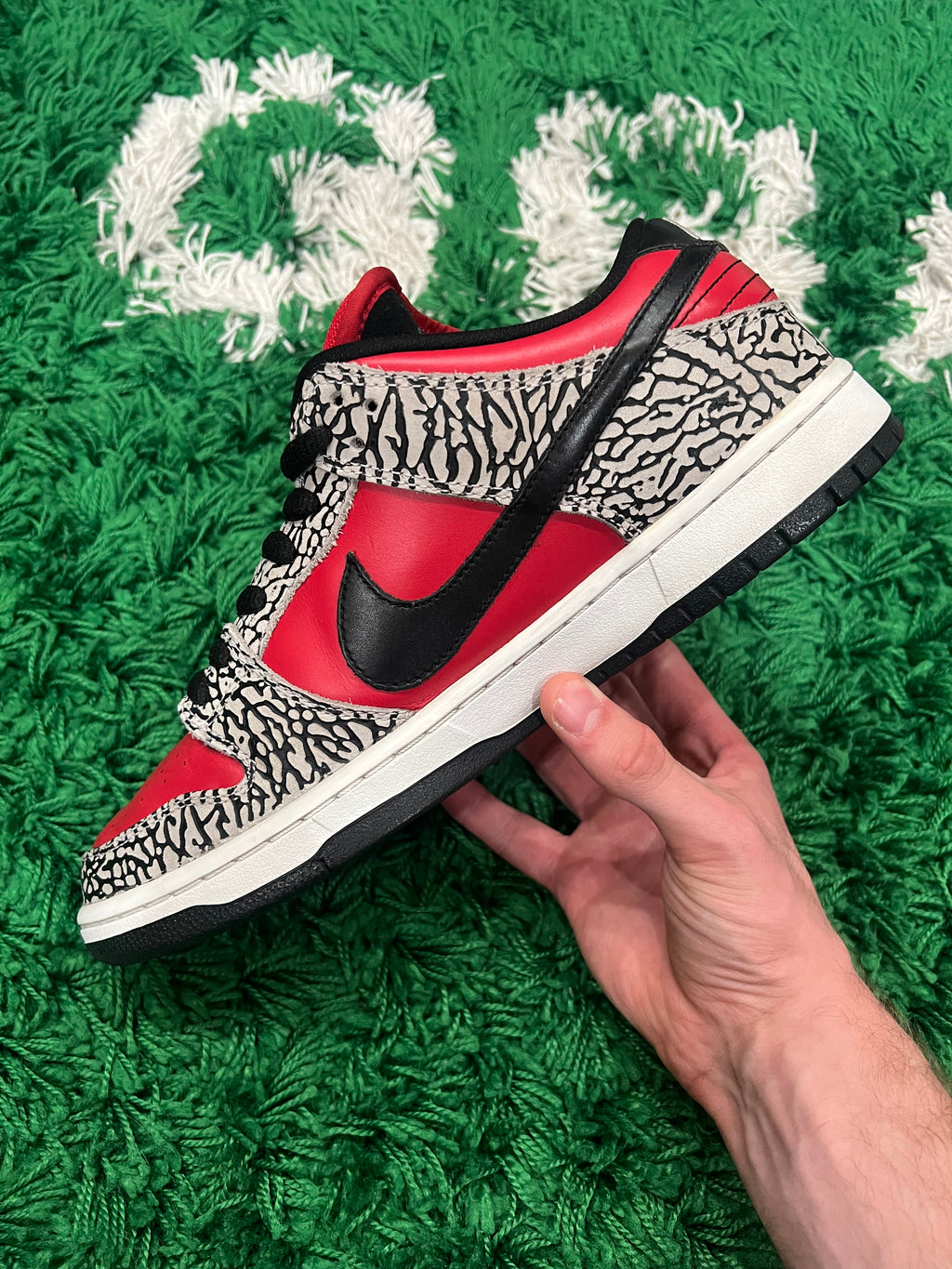 Nike SB Dunk Low Supreme Red Cement (2012) (Preowned 10M)