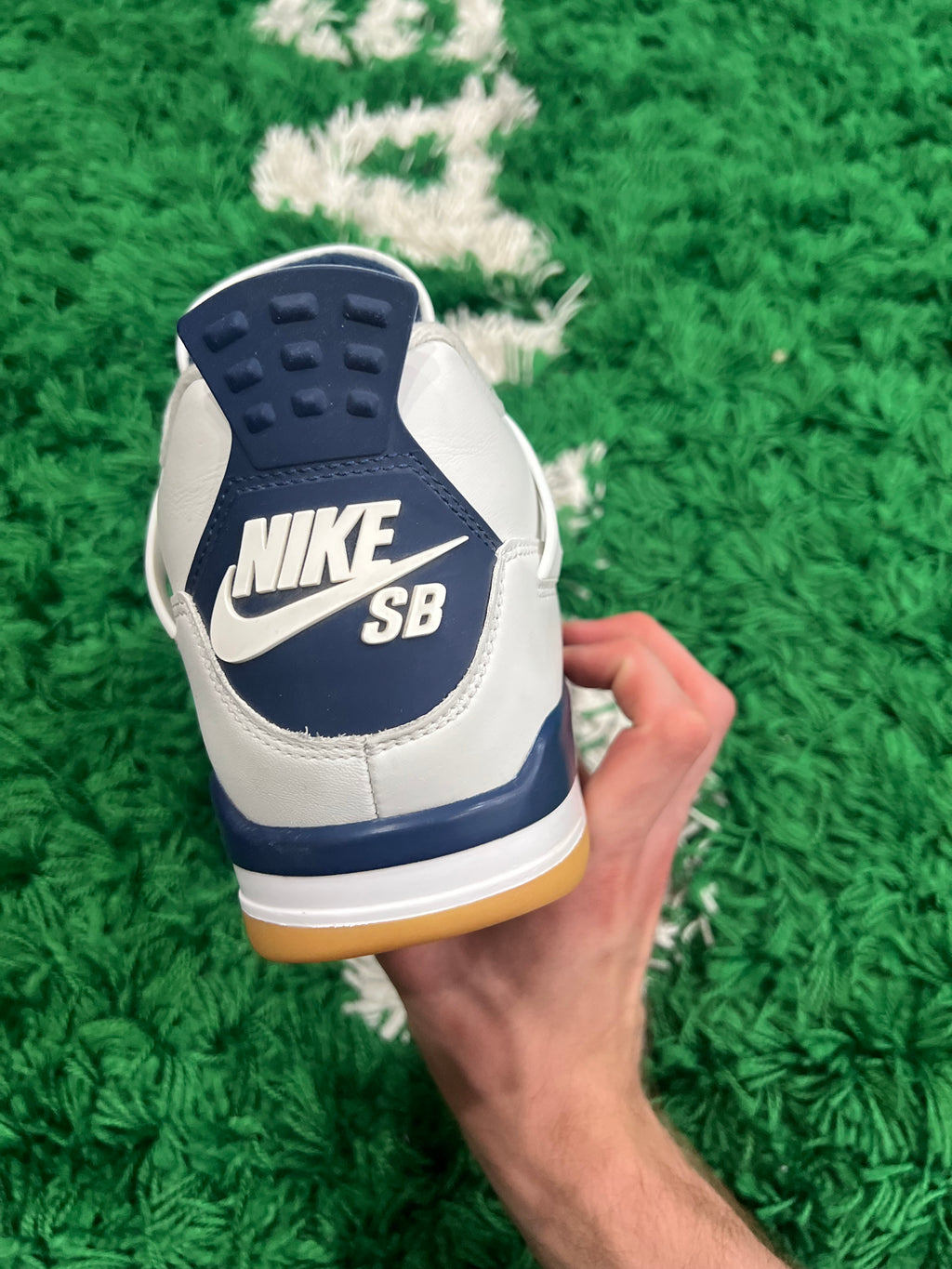Jordan 4 SB Navy (Preowned 8.5M)