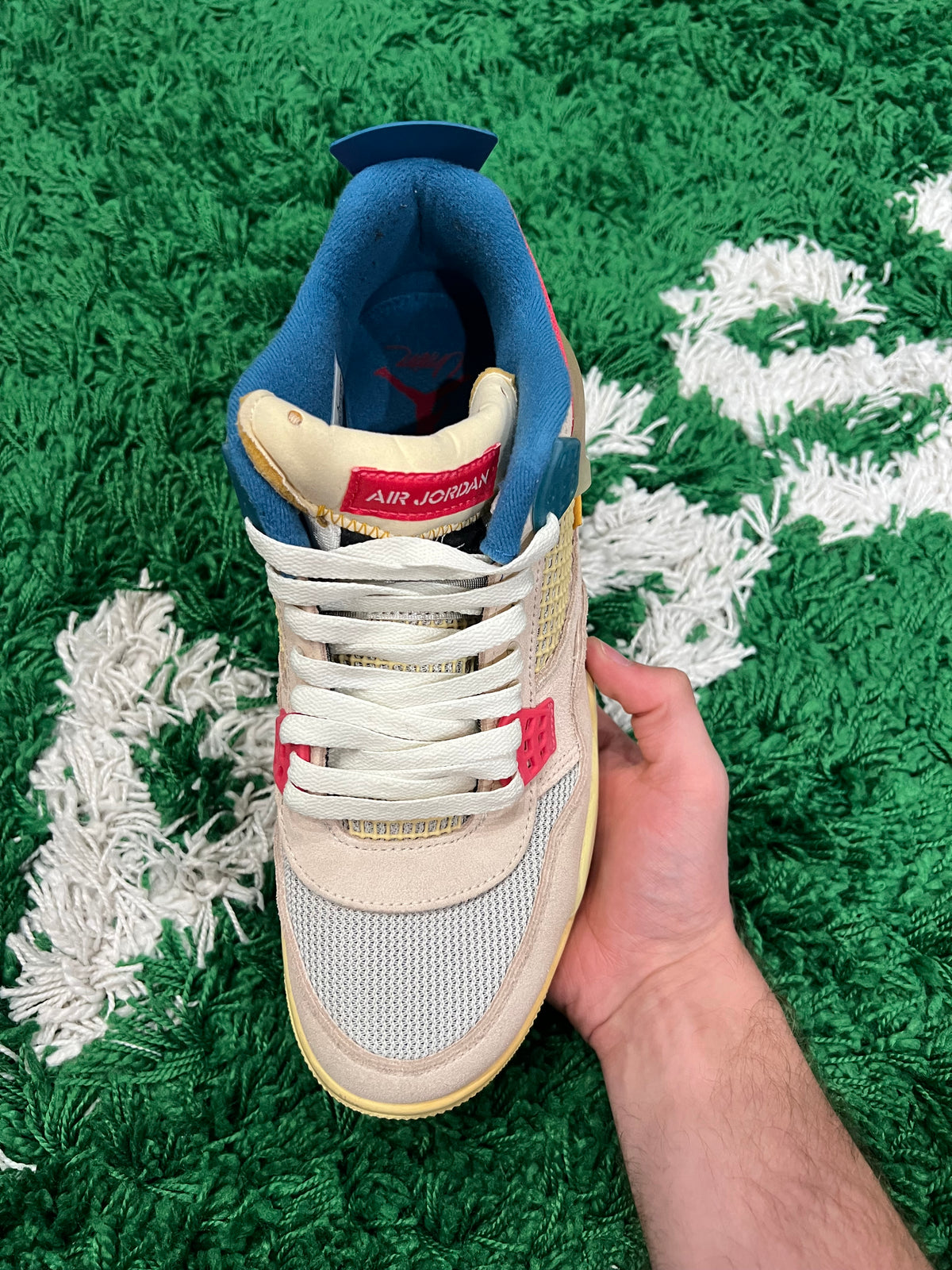 Jordan 4 Union Guava Ice (Preowned 10M)