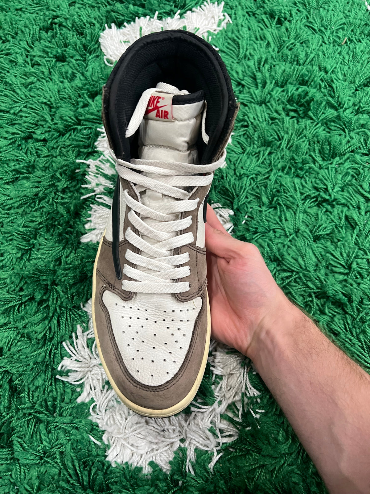Jordan 1 High Travis Scott Mocha (Preowned 11M)