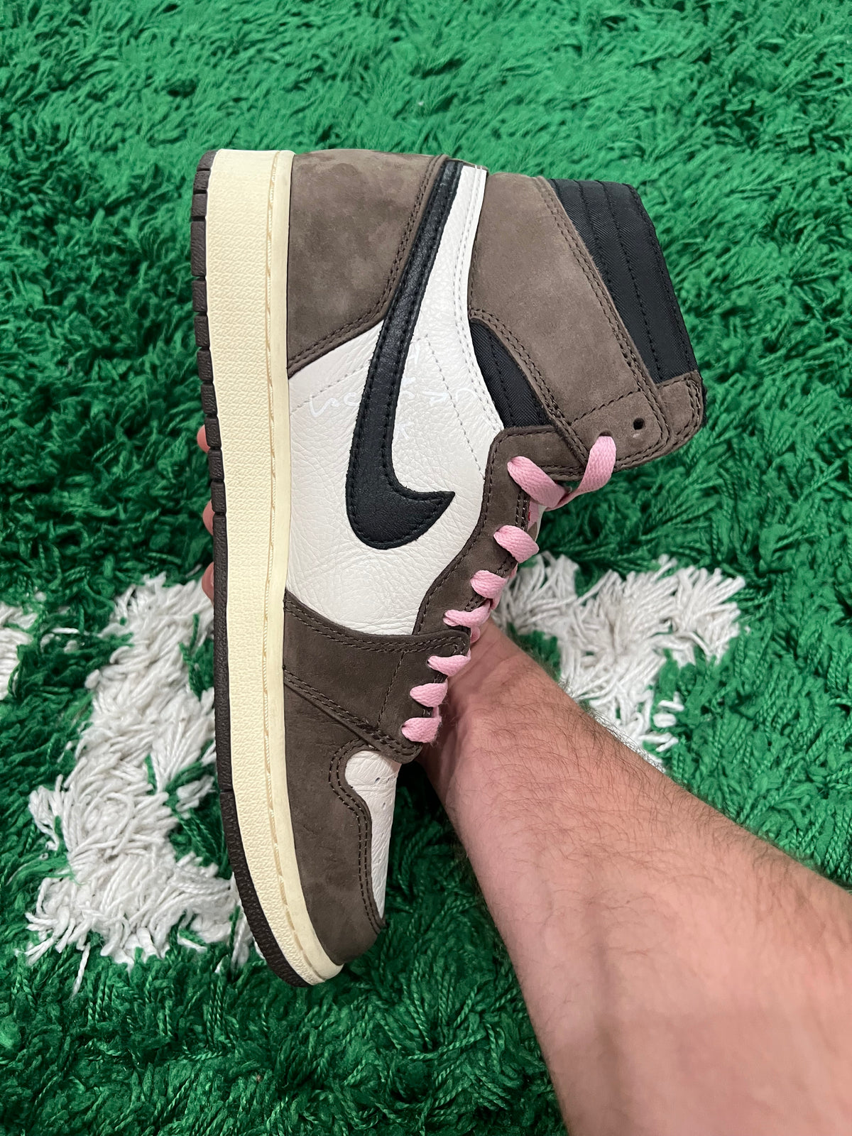 Jordan 1 High Travis Scott Mocha (Pre-Owned Size 9M)