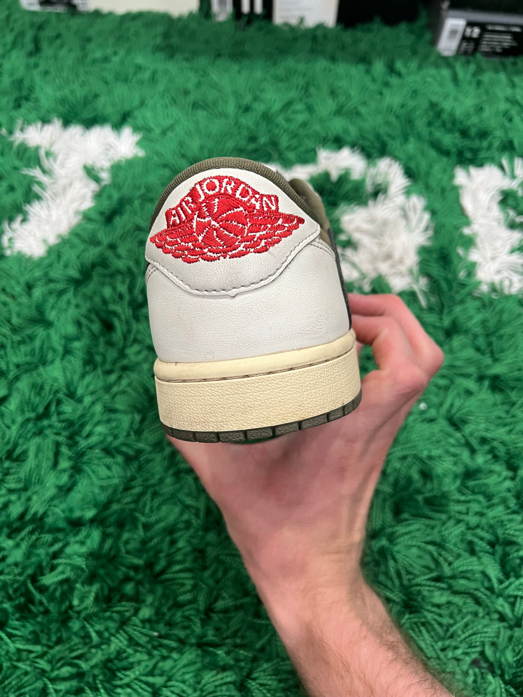 Jordan 1 Low Travis Scott Medium Olive (Pre-Owned 8.5M)