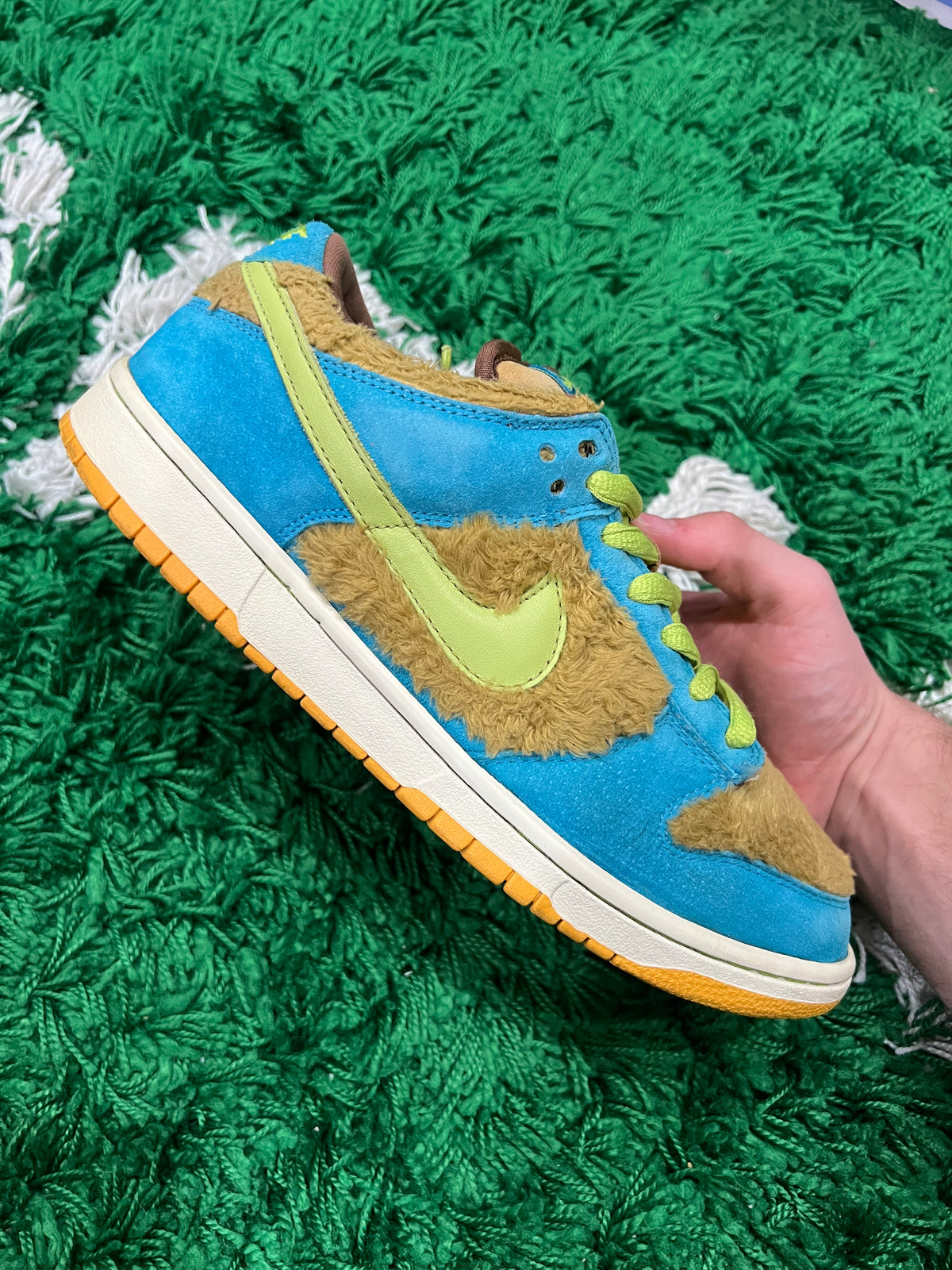 Nike SB Dunk Low Baby Bear (Preowned 9.5M)