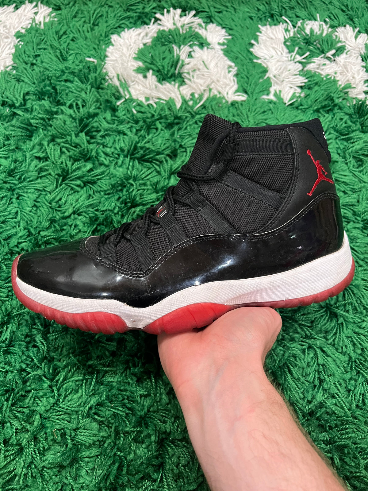 Jordan 11 Playoffs Bred (2019) (Preowned 10M)