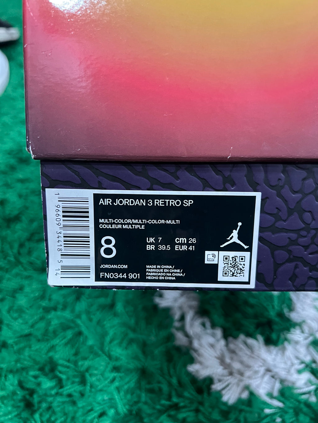 Jordan 3 J Balvin Medellin Sunset (Preowned 8M)