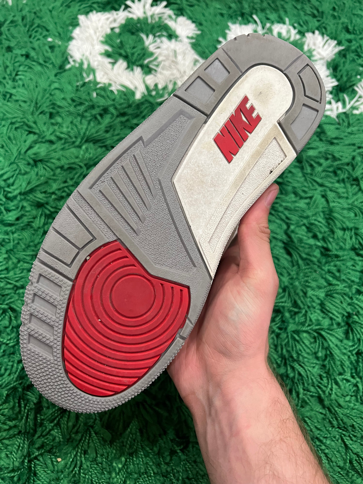 Jordan 3 Fire Red (2022) (Preowned 8M)