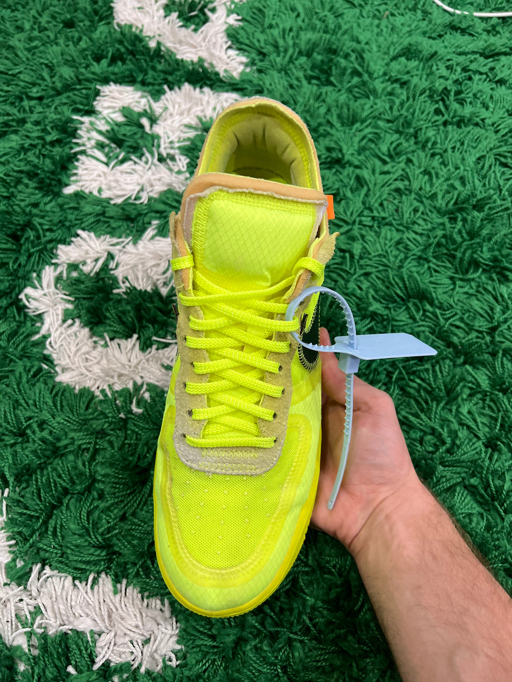 Nike Air Force 1 Low Off-White Volt (Preowned 10.5M)