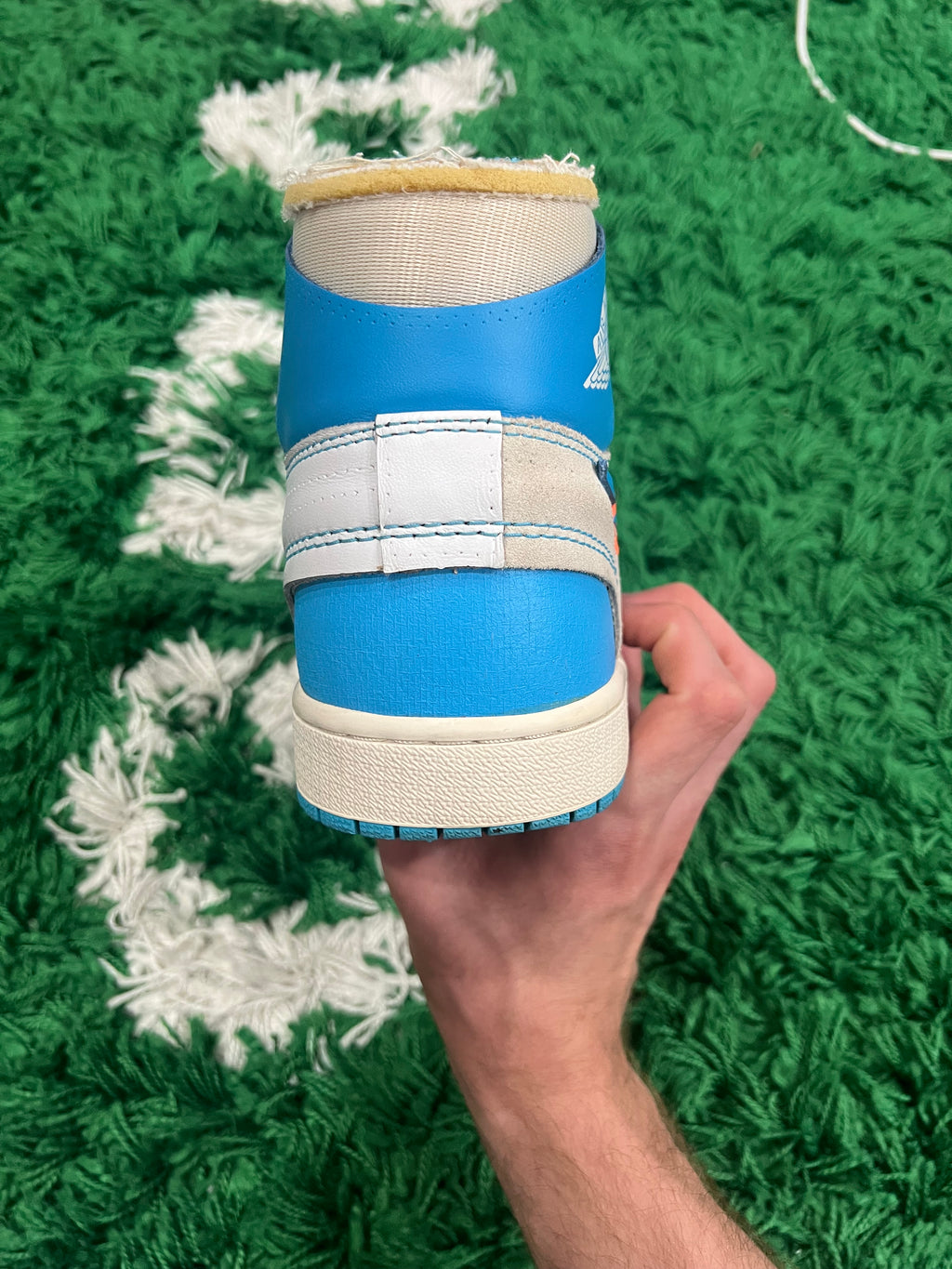 Jordan 1 High Off-White University Blue (Preowned 9.5M)