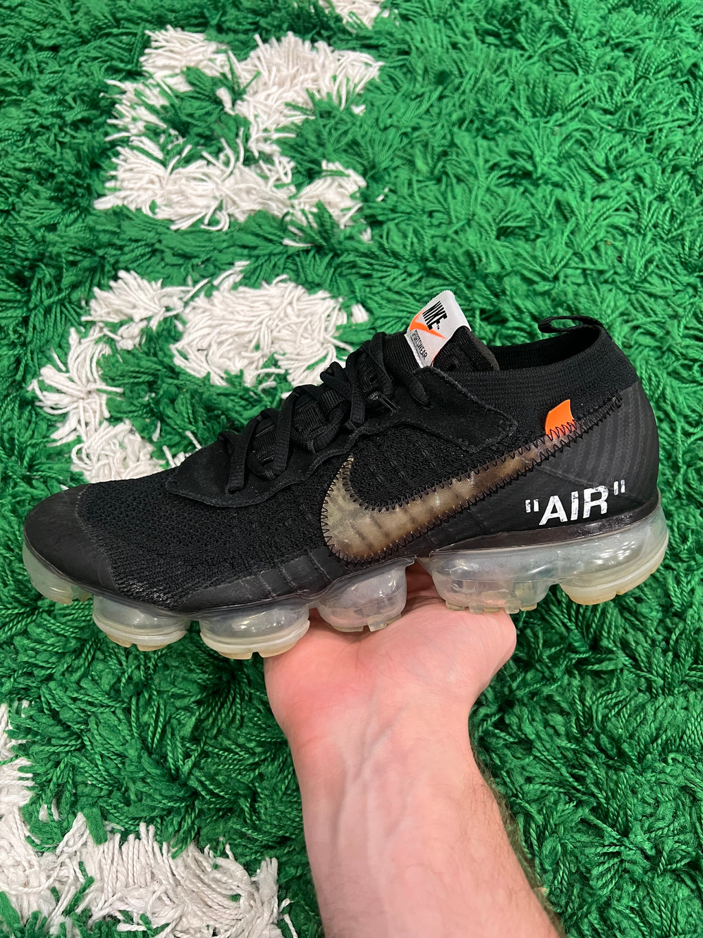 Nike Air VaporMax Off-White Black (2018) (Preowned 9.5M)