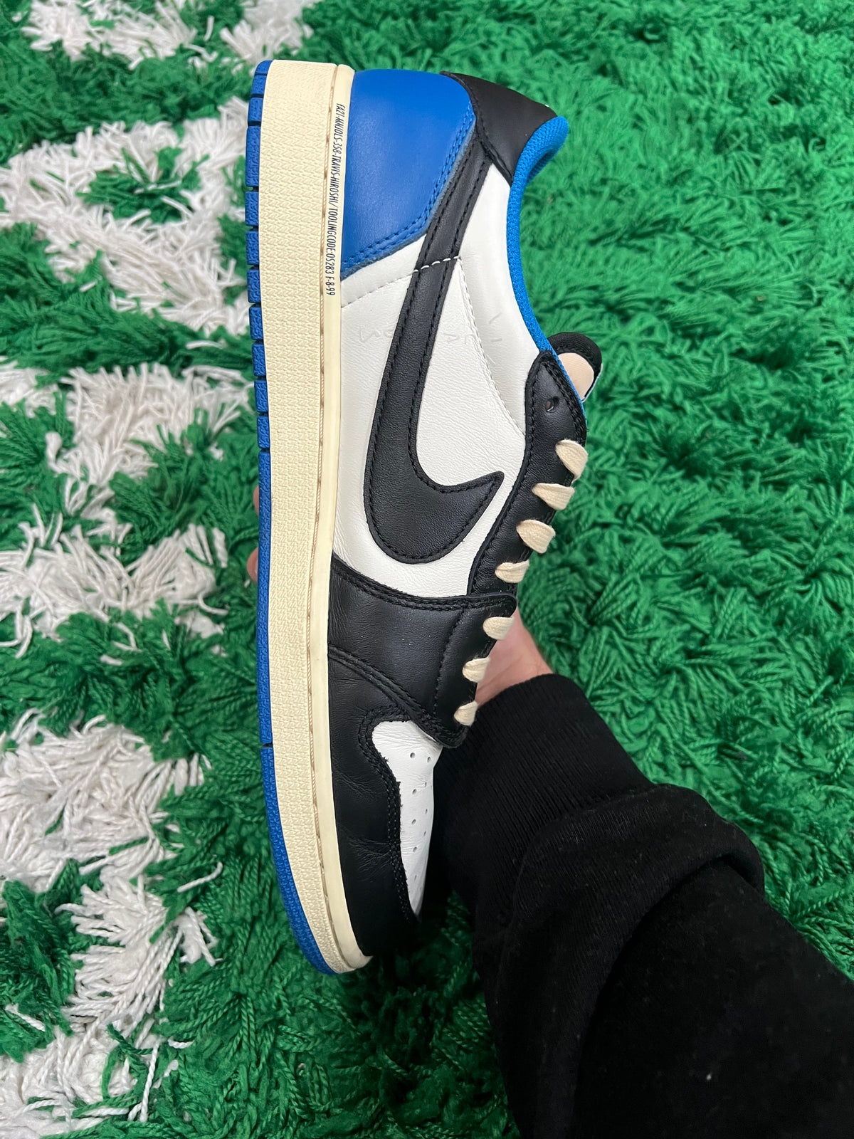 Jordan 1 Low Fragment x Travis Scott (Preowned 12M)