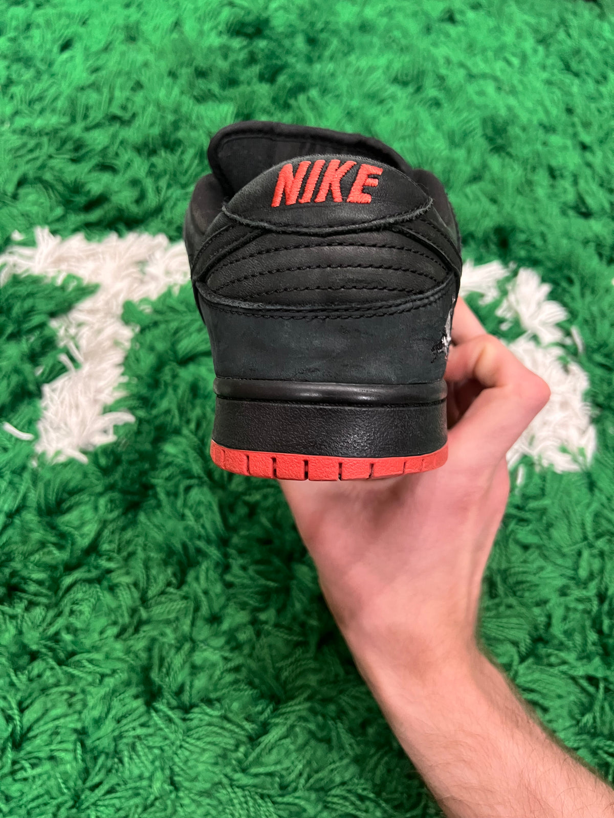 Nike SB Dunk Low Black Pigeon (Preowned 8M)