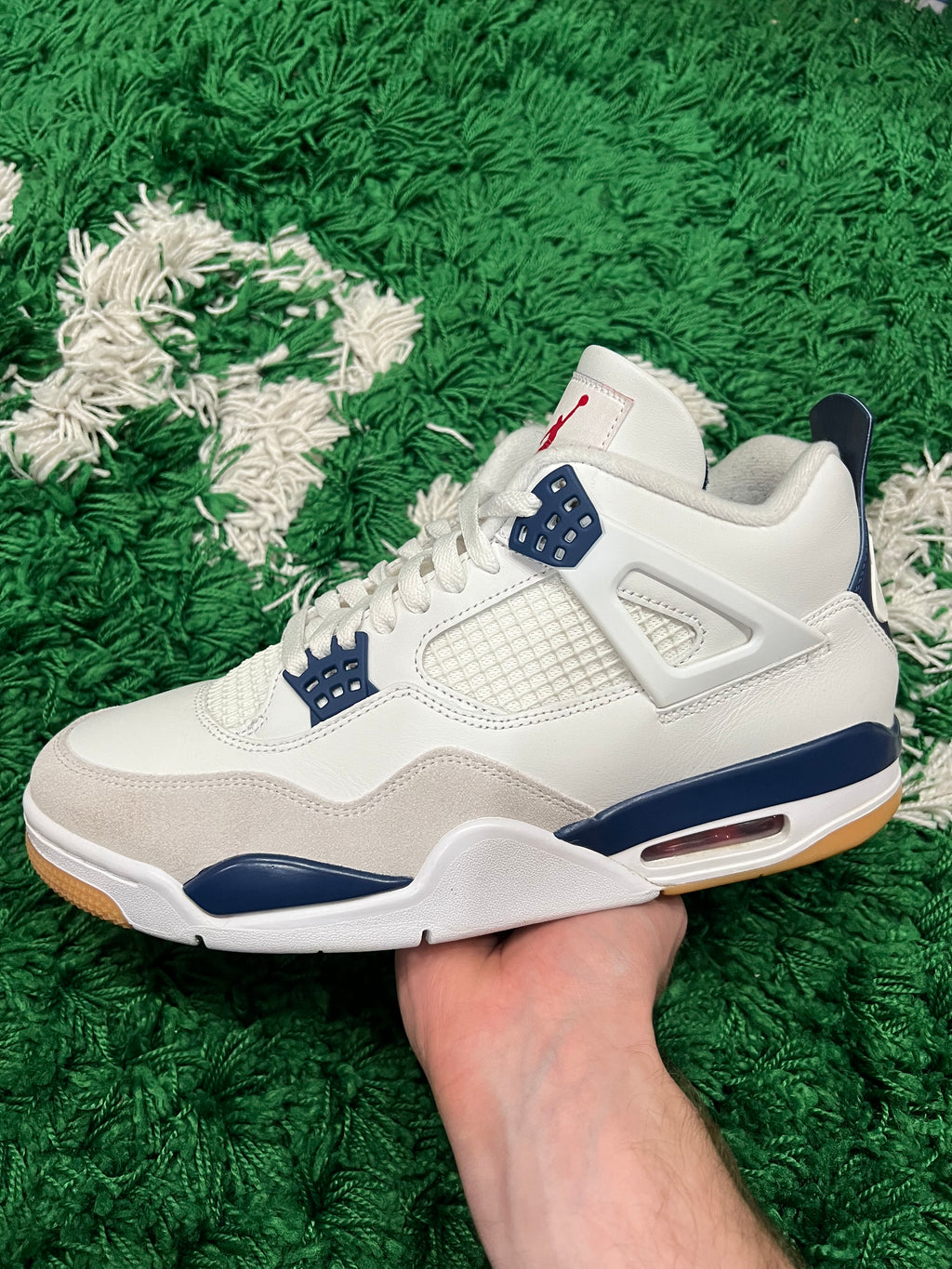 Jordan 4 SB Navy (Preowned 10.5M)