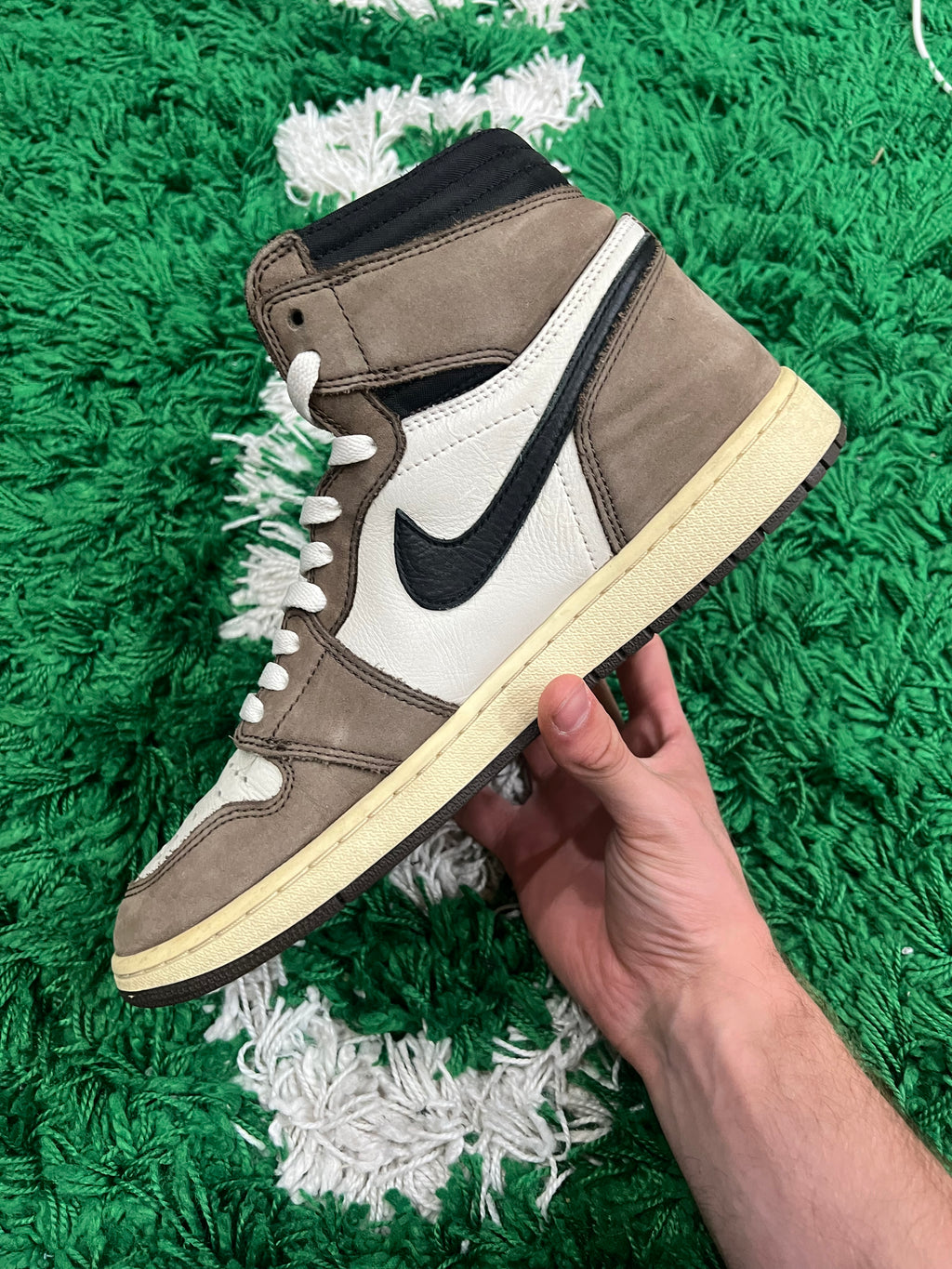 Jordan 1 High Travis Scott Mocha (Preowned 11M)
