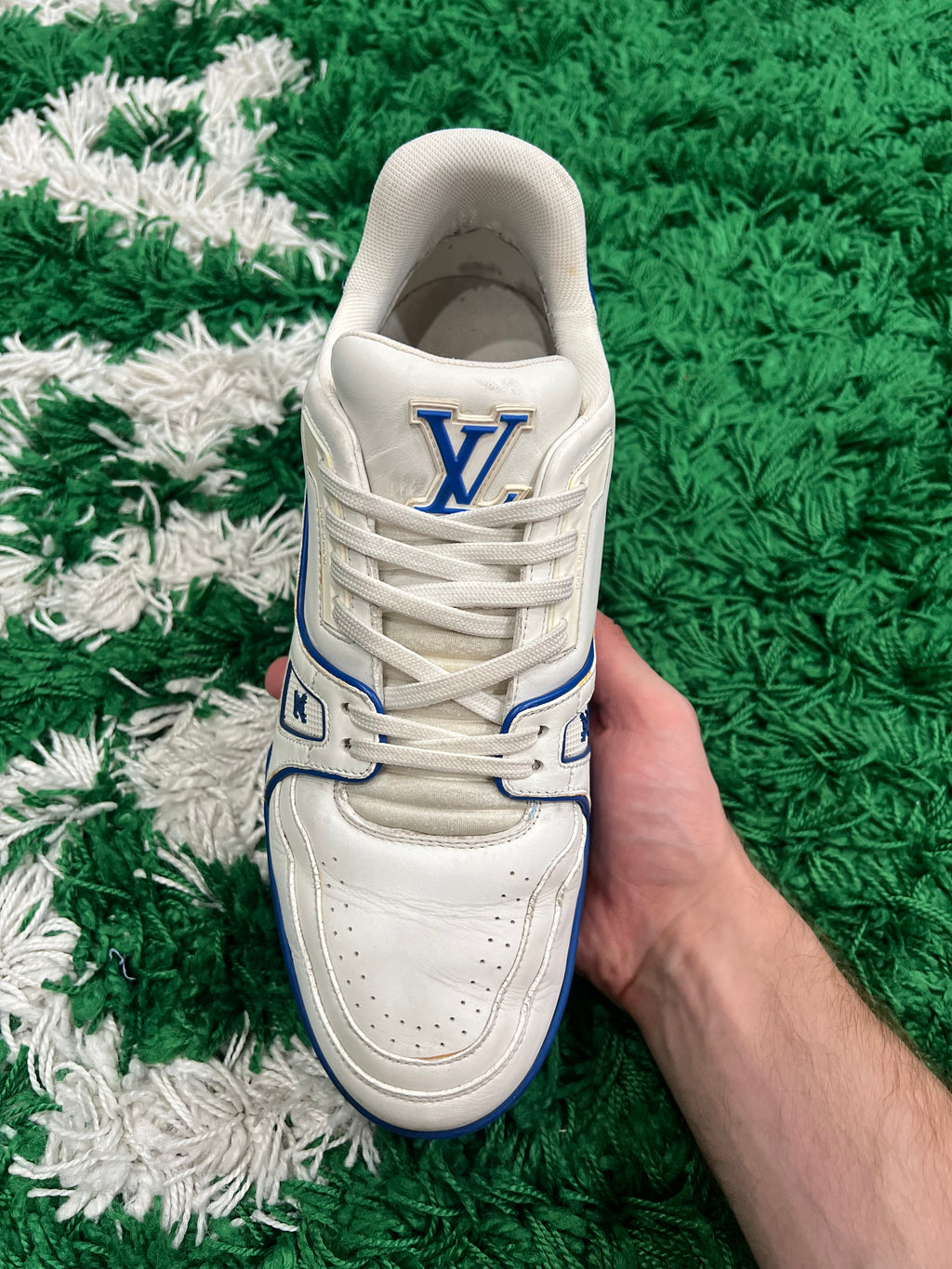 Louis Vuitton Trainer White Blue Signature (Preowned 9M)
