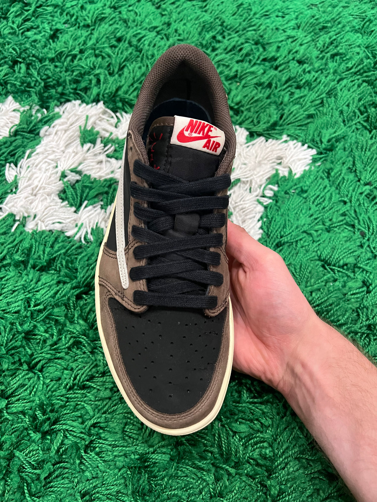Jordan 1 Low Travis Scott Mocha (Pre-Owned Size 8M)
