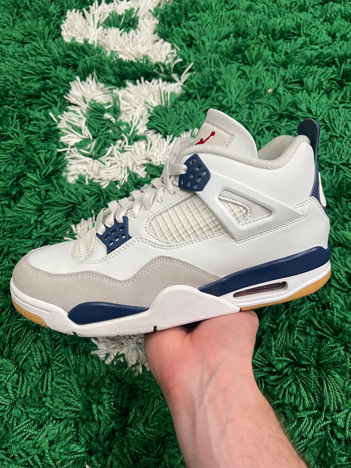 Jordan 4 SB Navy (Preowned 8.5M)
