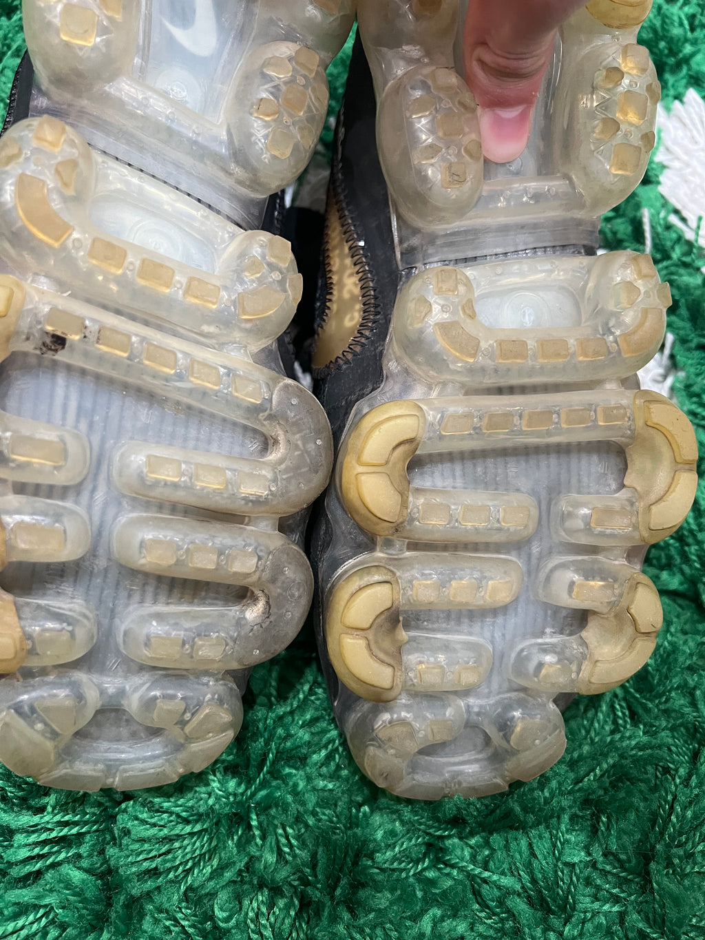 Nike Air VaporMax Off-White Black (2018) (Preowned 9M)