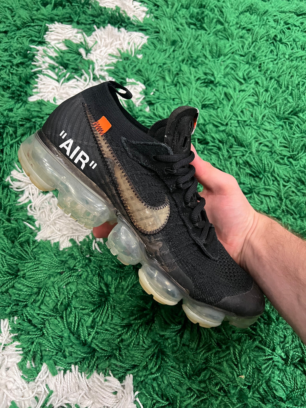 Nike Air VaporMax Off-White Black (2018) (Preowned 9.5M)