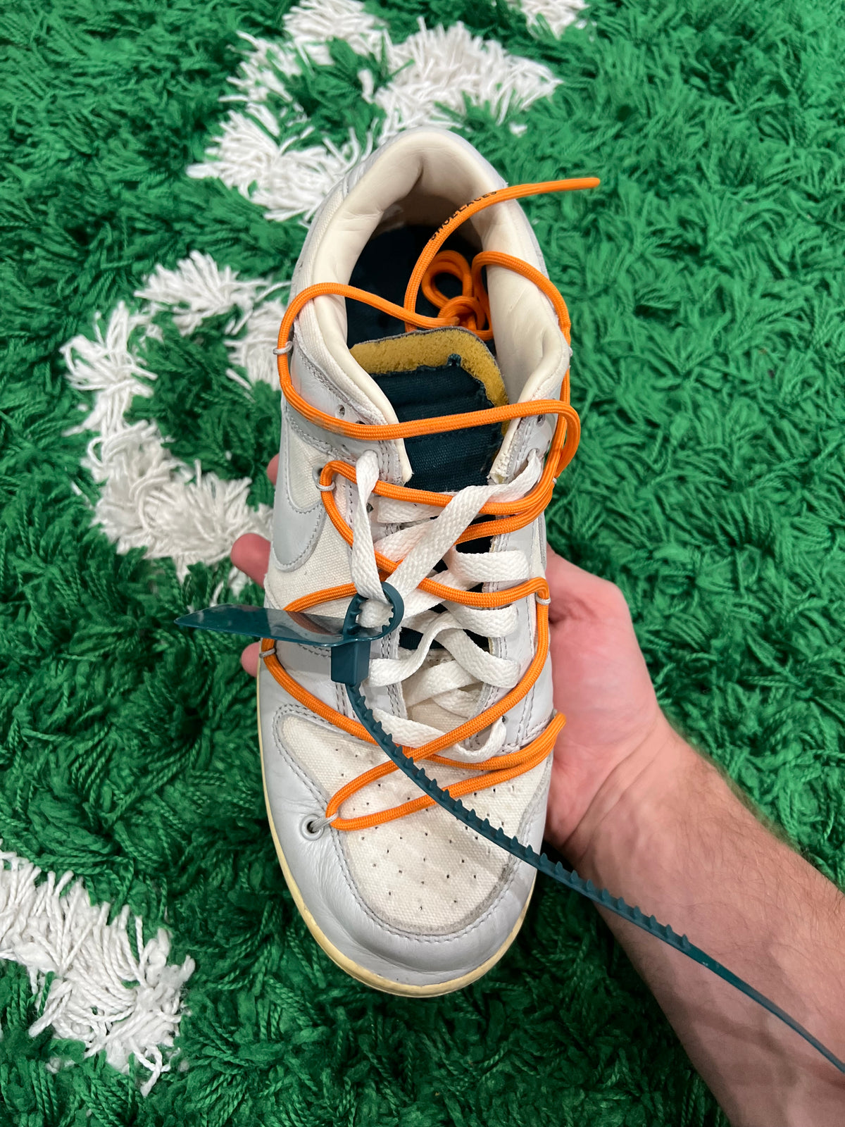 Nike Dunk Low Off-White Lot 44 (Preowned 9M)