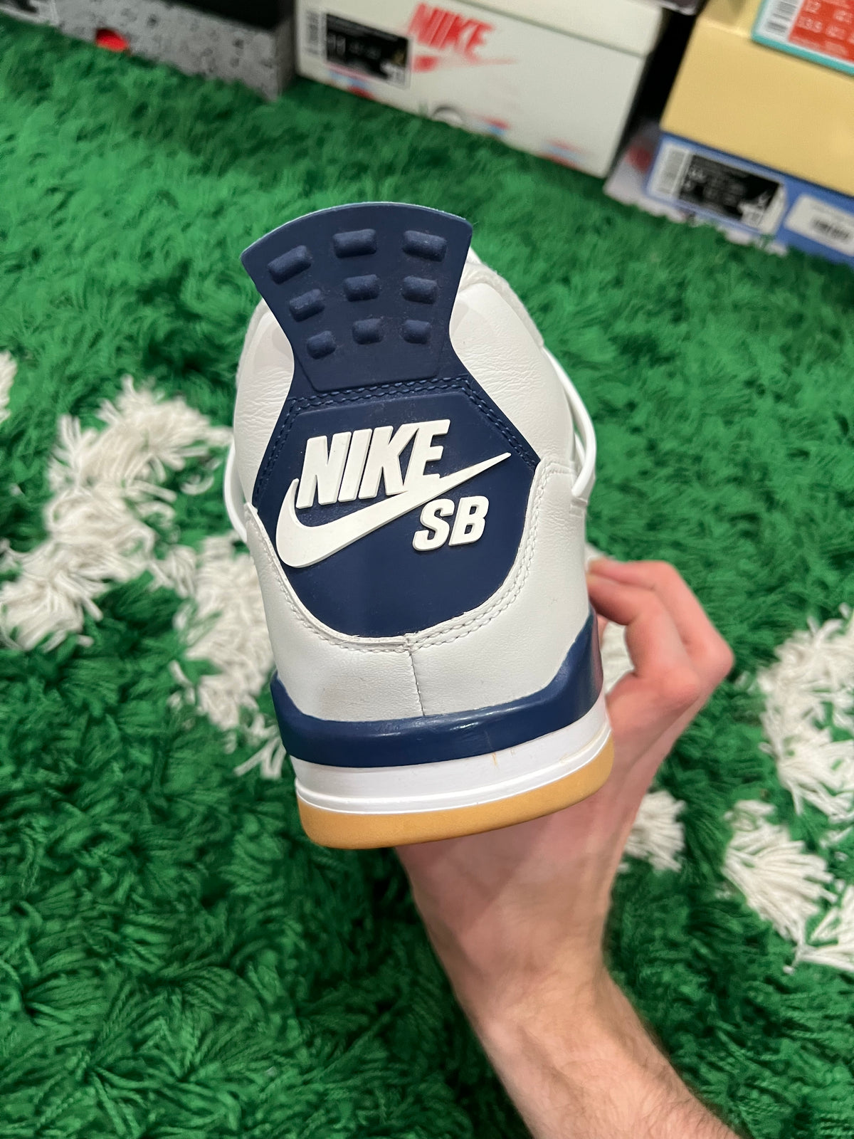Jordan 4 SB Navy (Preowned 10.5M)