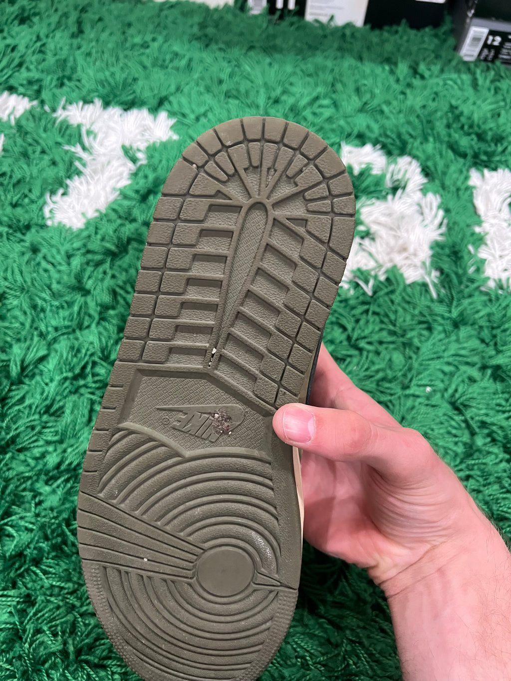 Jordan 1 Low Travis Scott Medium Olive (Pre-Owned 8.5M)