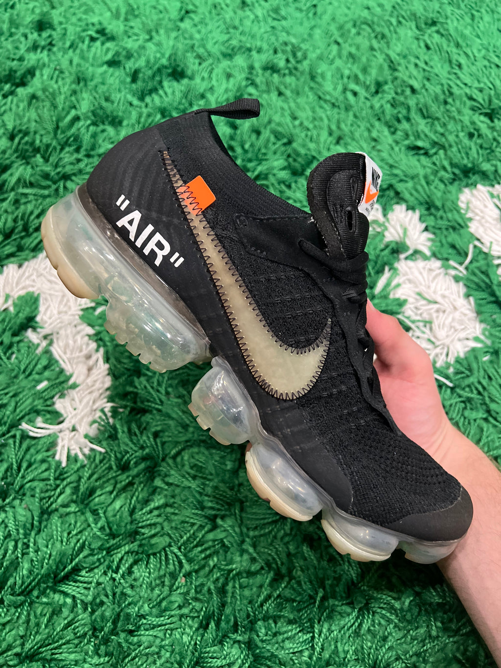 Nike Air VaporMax Off-White Black (2018) (Preowned 9.5M)