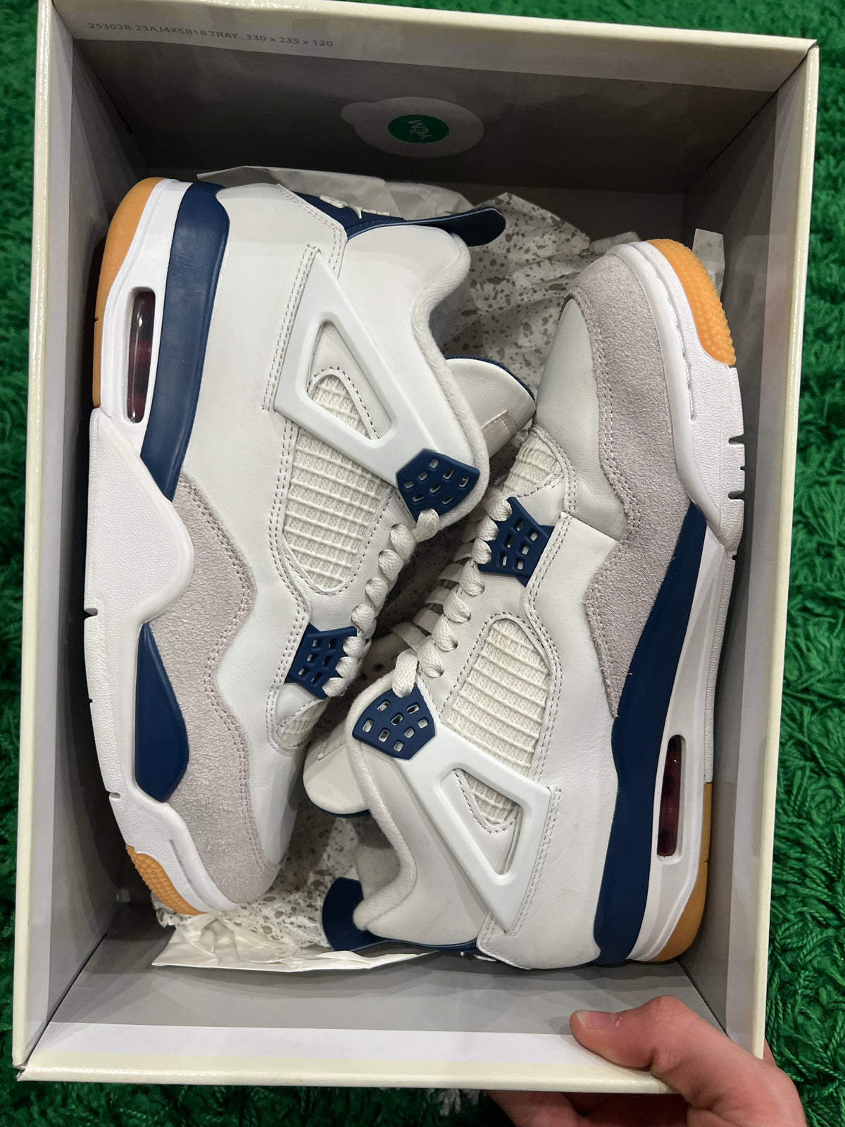 Jordan 4 SB Navy (Preowned 8M)