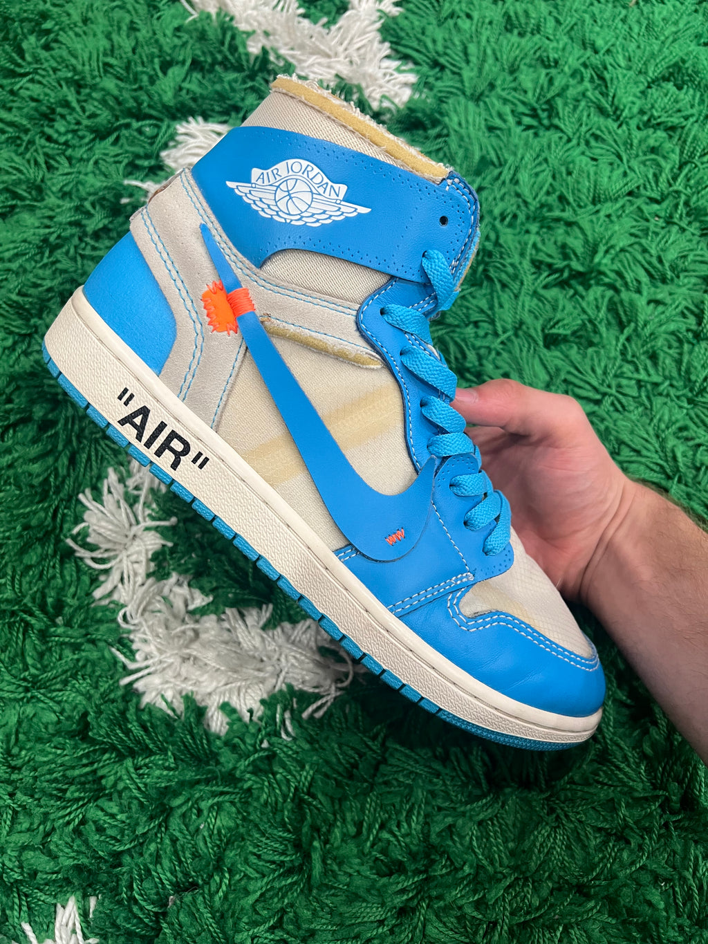 Jordan 1 High Off-White University Blue (Preowned 9.5M)