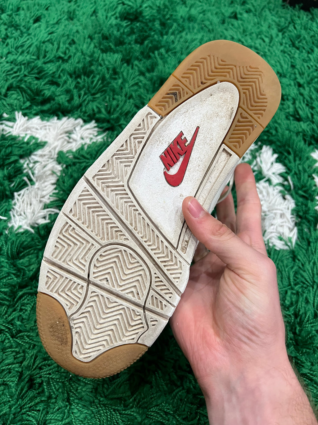 Jordan 4 SB Pine Green (Preowned 8.5M)